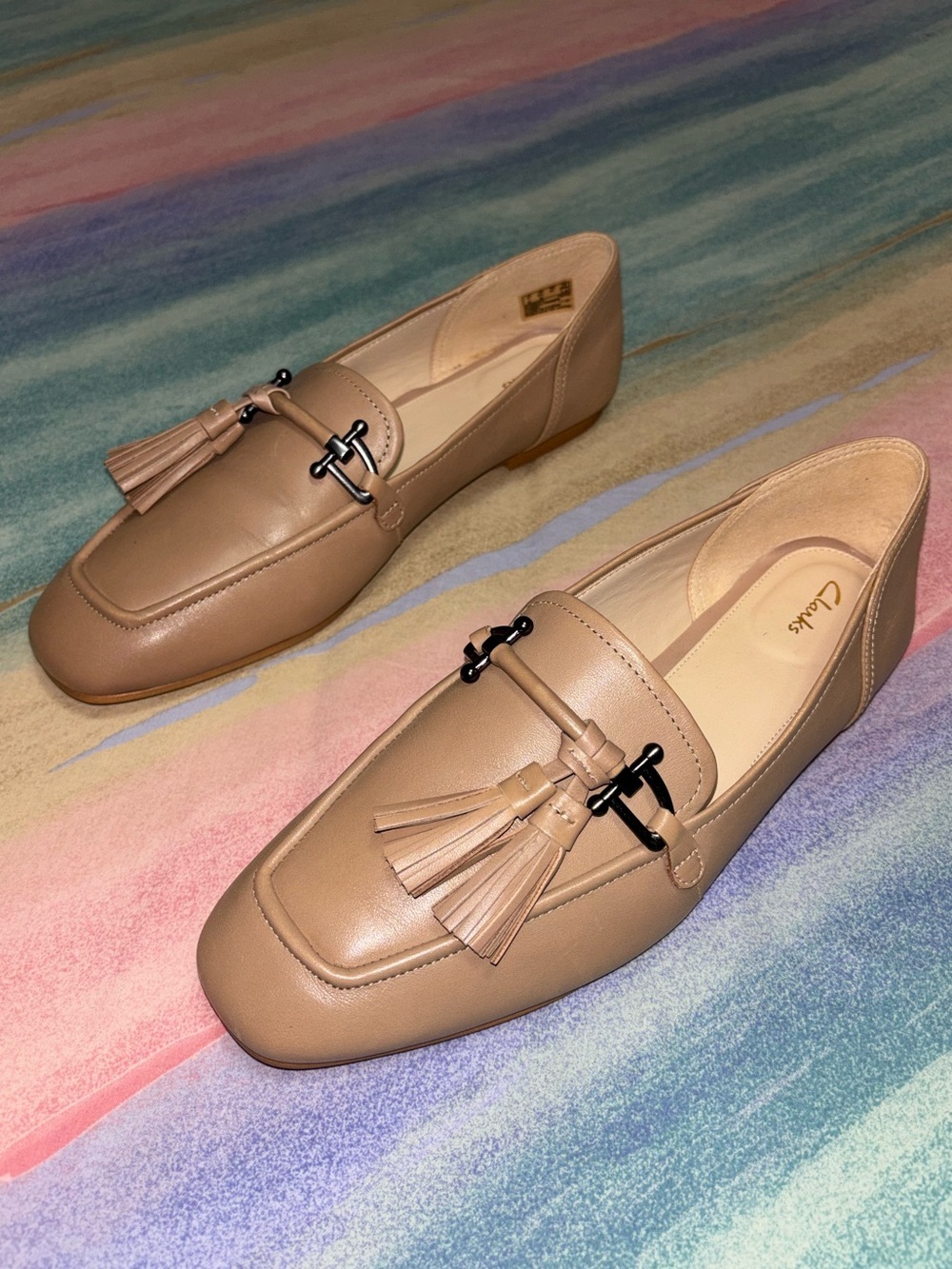 Clarks Pure 2 women 9.5 Praline vegan leather loafers with horsebit front tassel